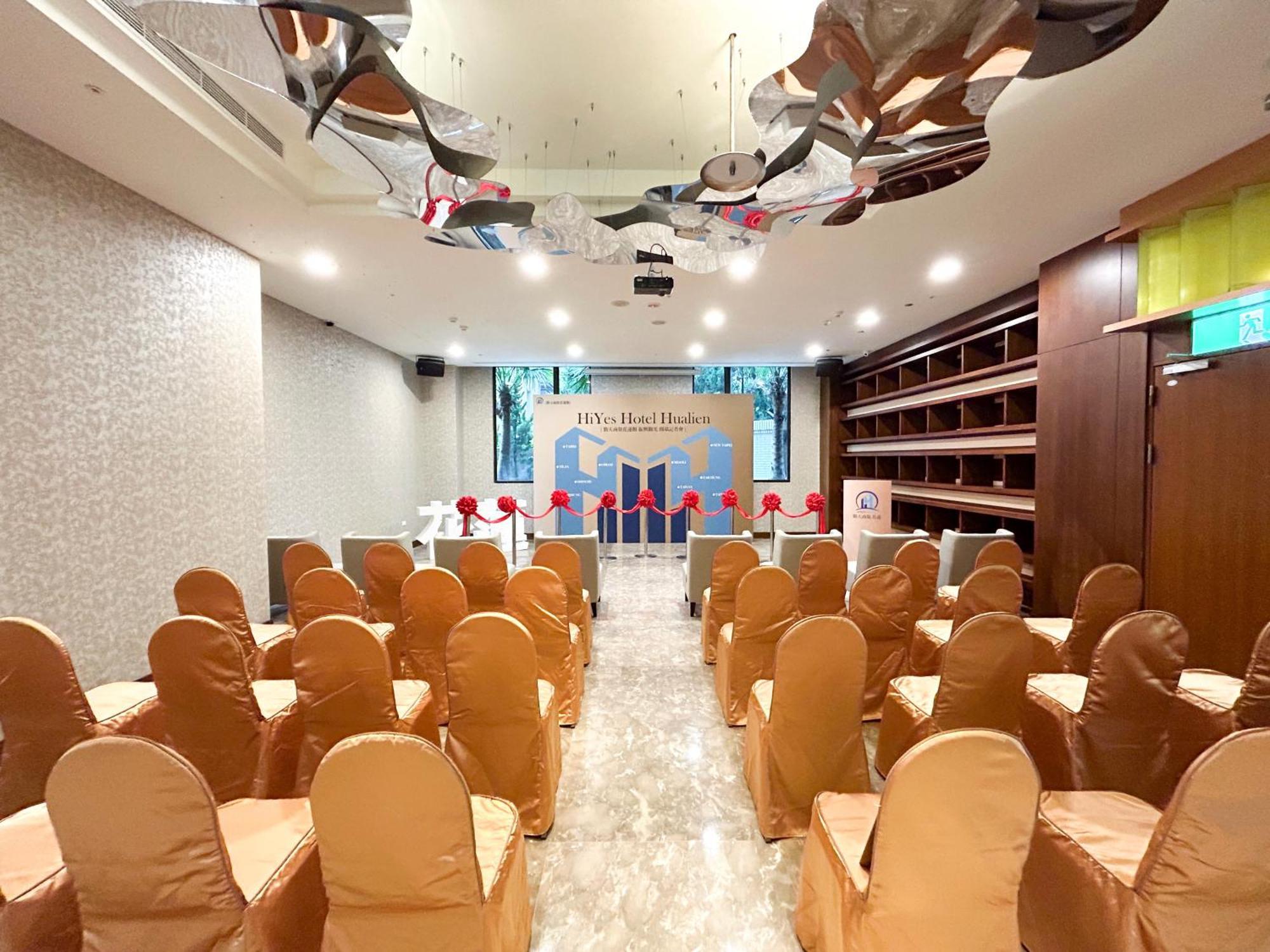Hiyeshotel勤天商旅-花蓮館 Hualien Kültér fotó