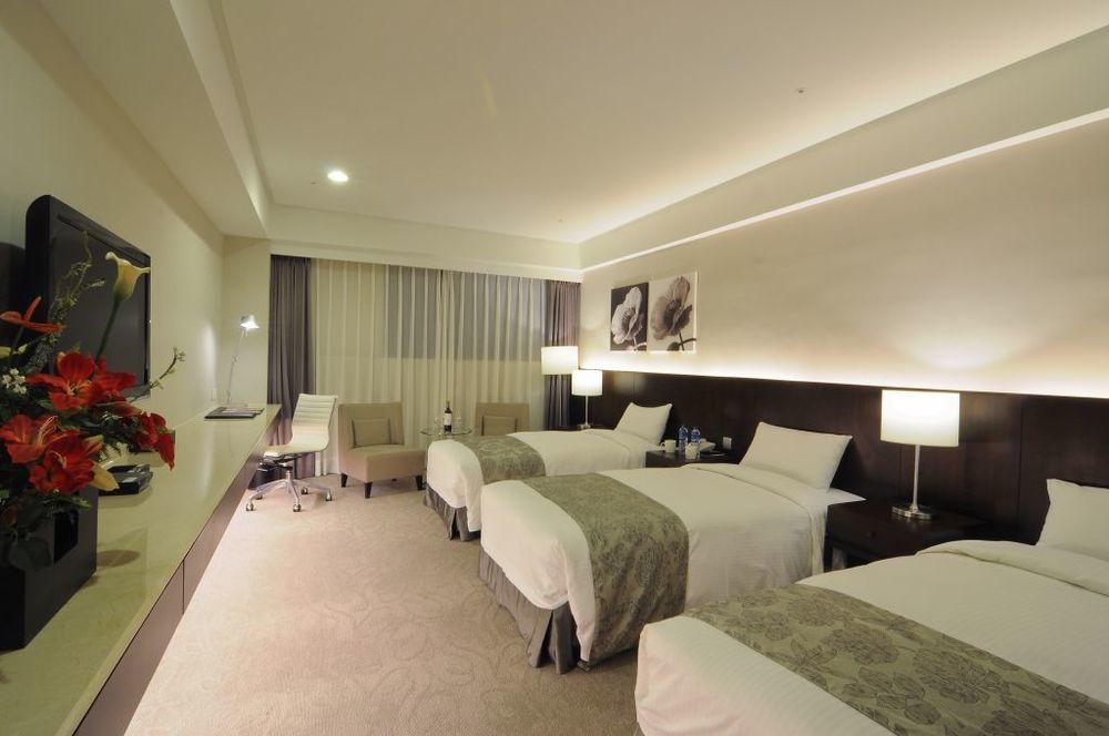 Hiyeshotel勤天商旅-花蓮館 Hualien Kültér fotó